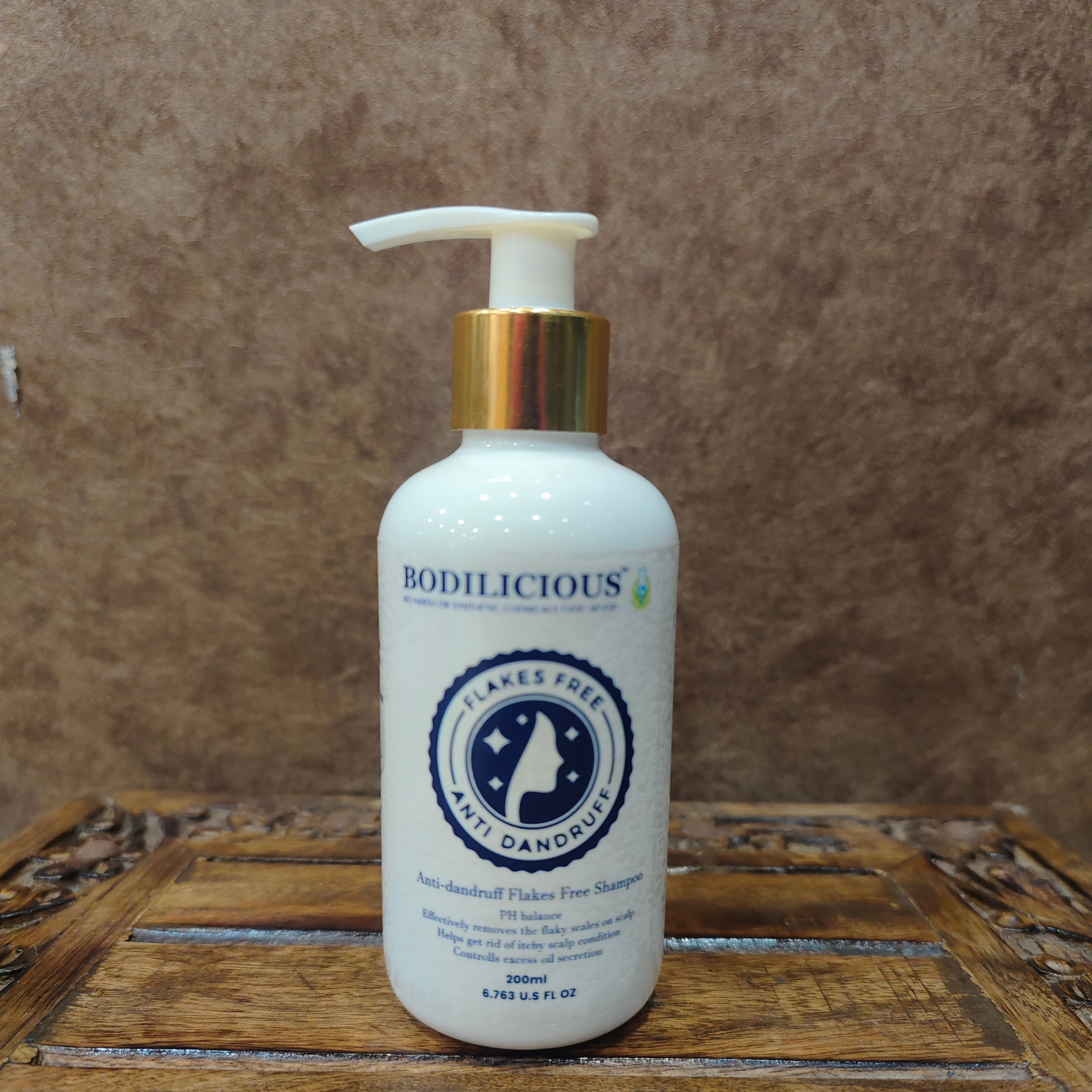 Anti-Dandruff Shampoo |  Prevent Dryness And Flakiness On The Scalp |  Promotes Hair Growth
